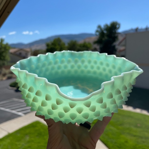 Fenton pastel green blue hobnail milk glass ruffled berry bowl / rare! - Picture 9 of 14